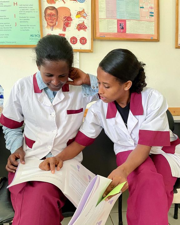Students at the Hamlin College of Midwives practising Non-Violent Communication to improve their inter-personal and leadership skills. 💚